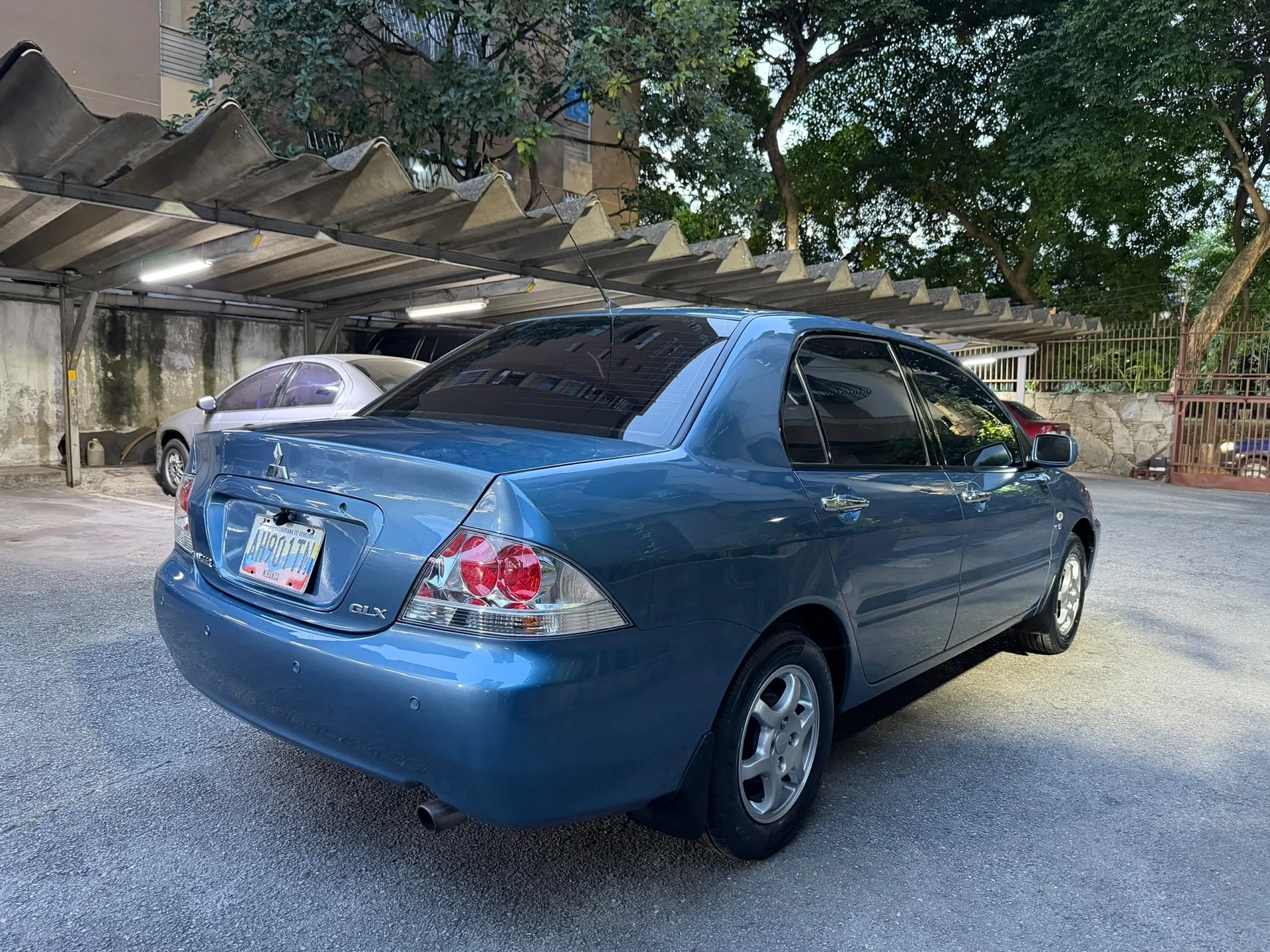 2015 Mitsubishi Lancer GLX — foto 4