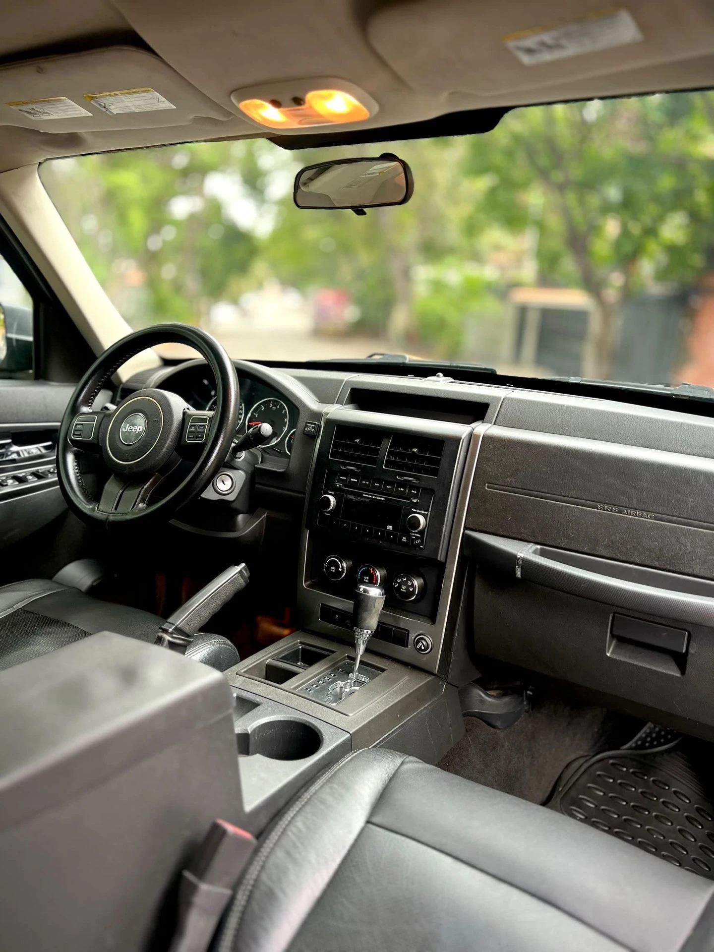 2012 Jeep Cherokee Límite — foto 8