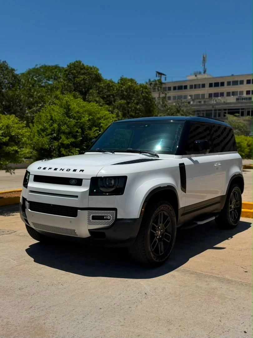 2024 Land Rover Defender 90 P300 S90 SPORT — foto 2