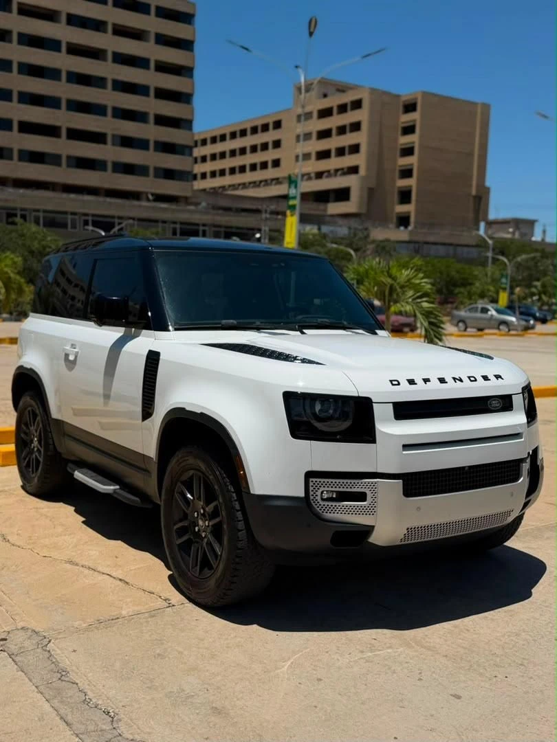 2024 Land Rover Defender 90 P300 S90 SPORT — foto 4