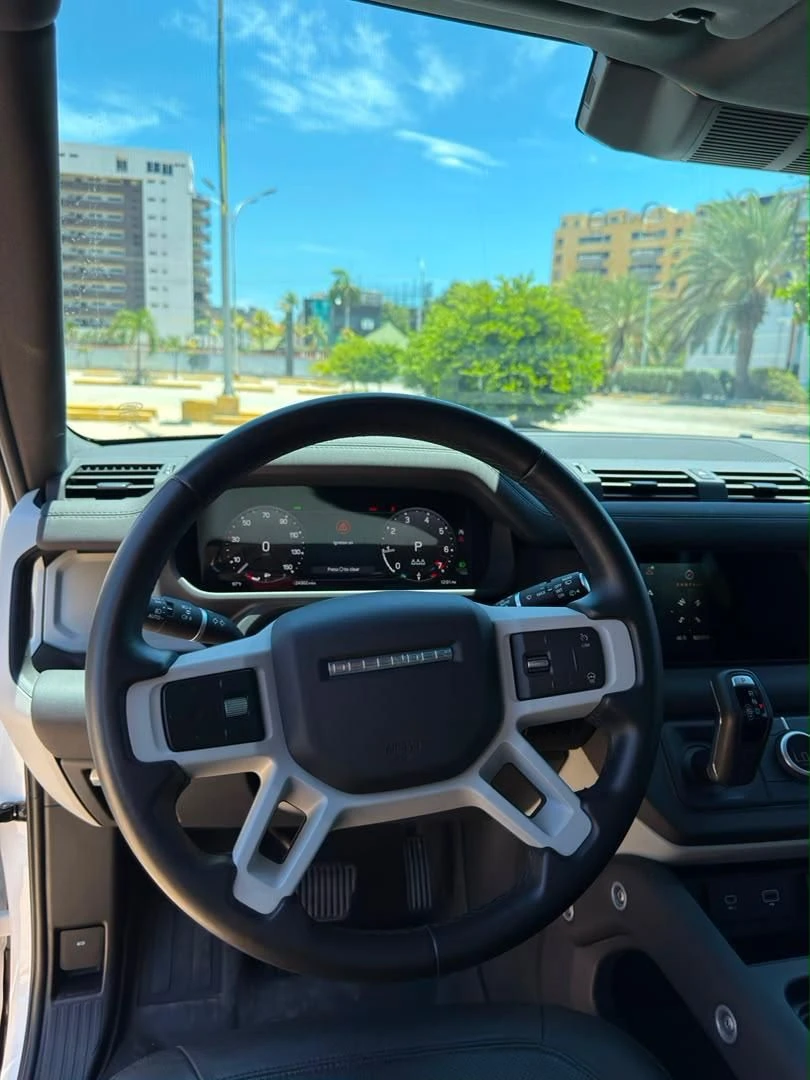 2024 Land Rover Defender 90 P300 S90 SPORT — foto 11