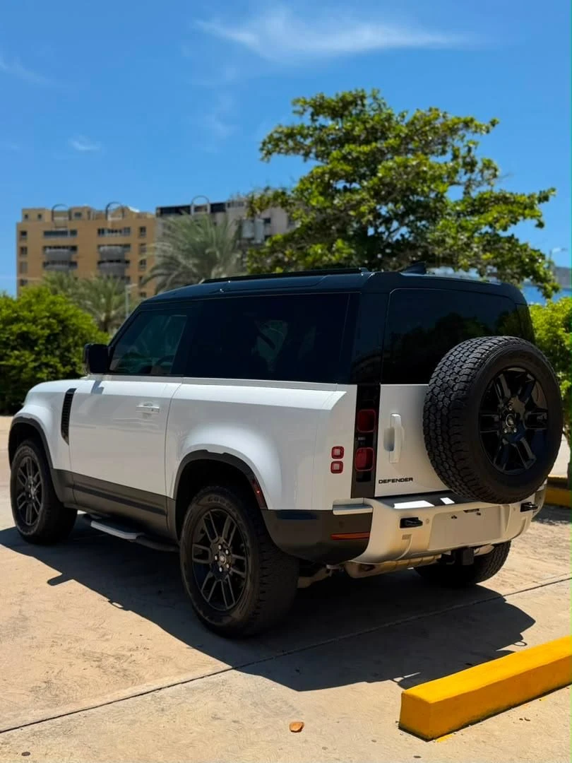 2024 Land Rover Defender 90 P300 S90 SPORT — foto 8