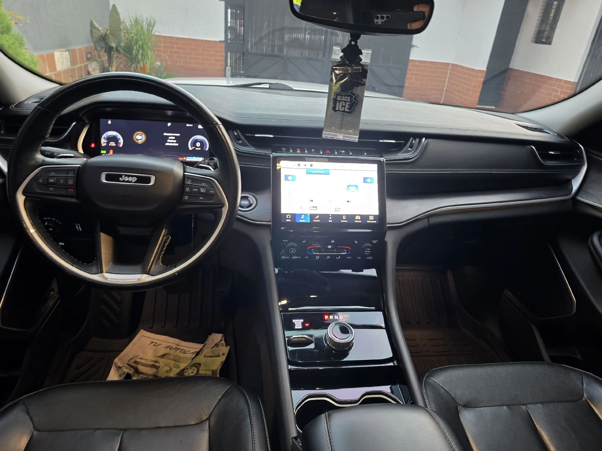 2022 Jeep Grand Cherokee L — foto 11