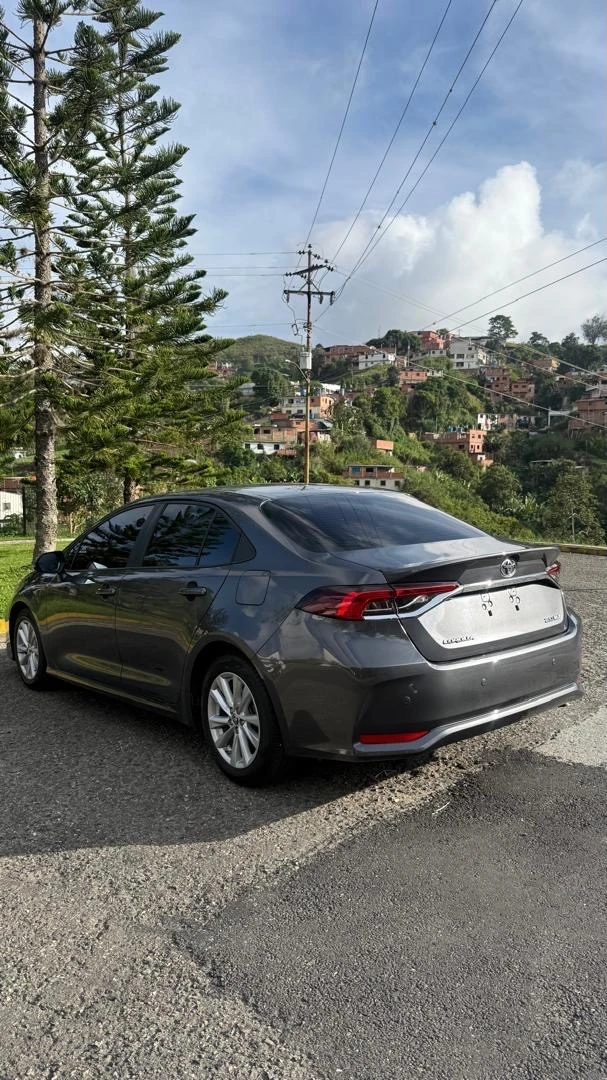 2025 Toyota Corolla XLI — foto 4