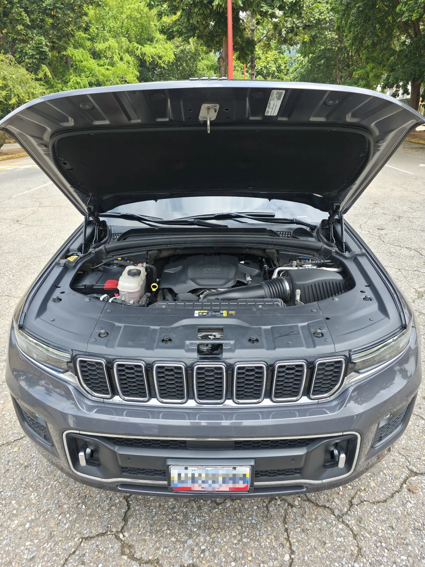 2023 Jeep Grand Cherokee Overland — foto 11