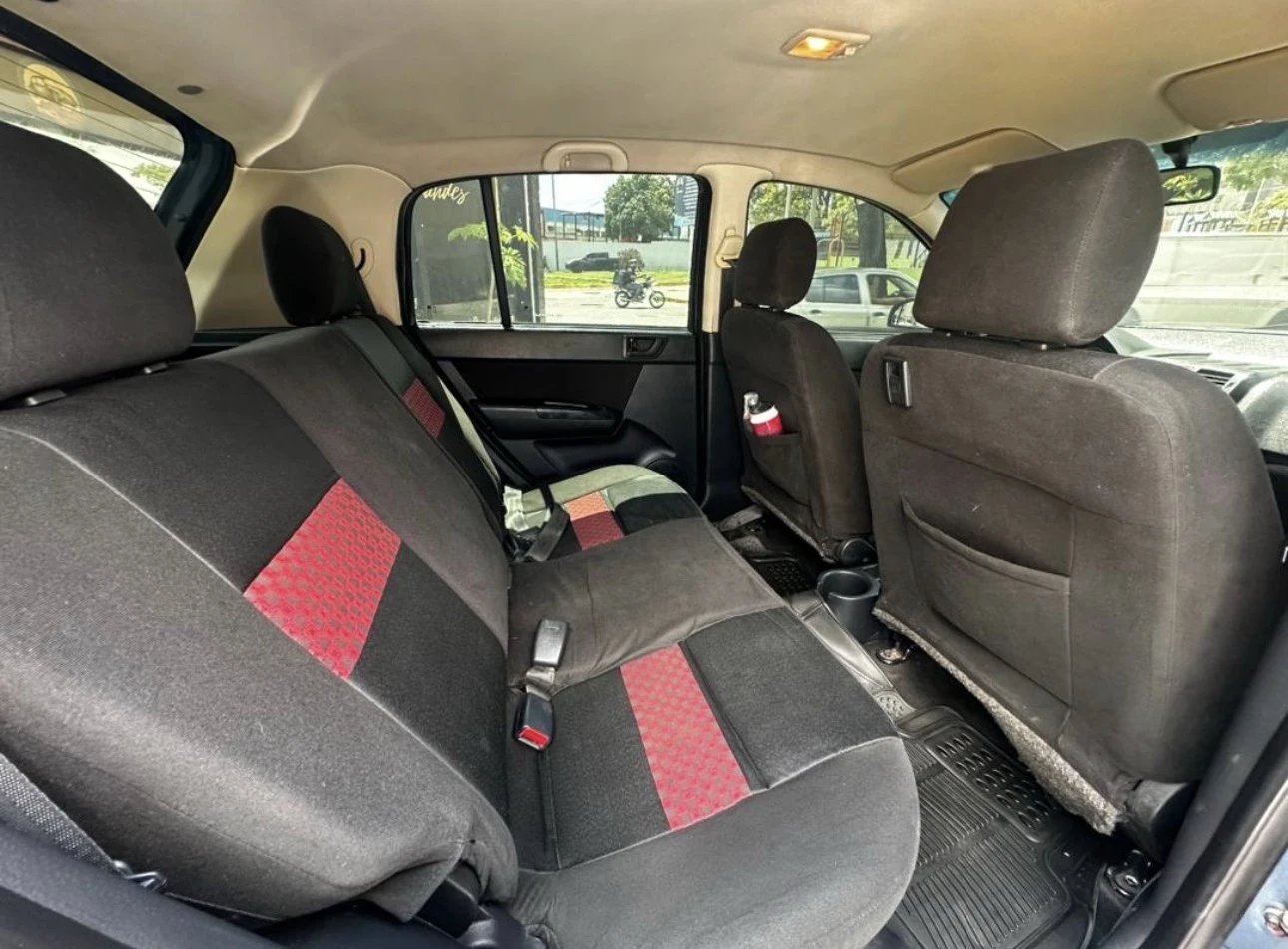 2011 Hyundai Getz — foto 4