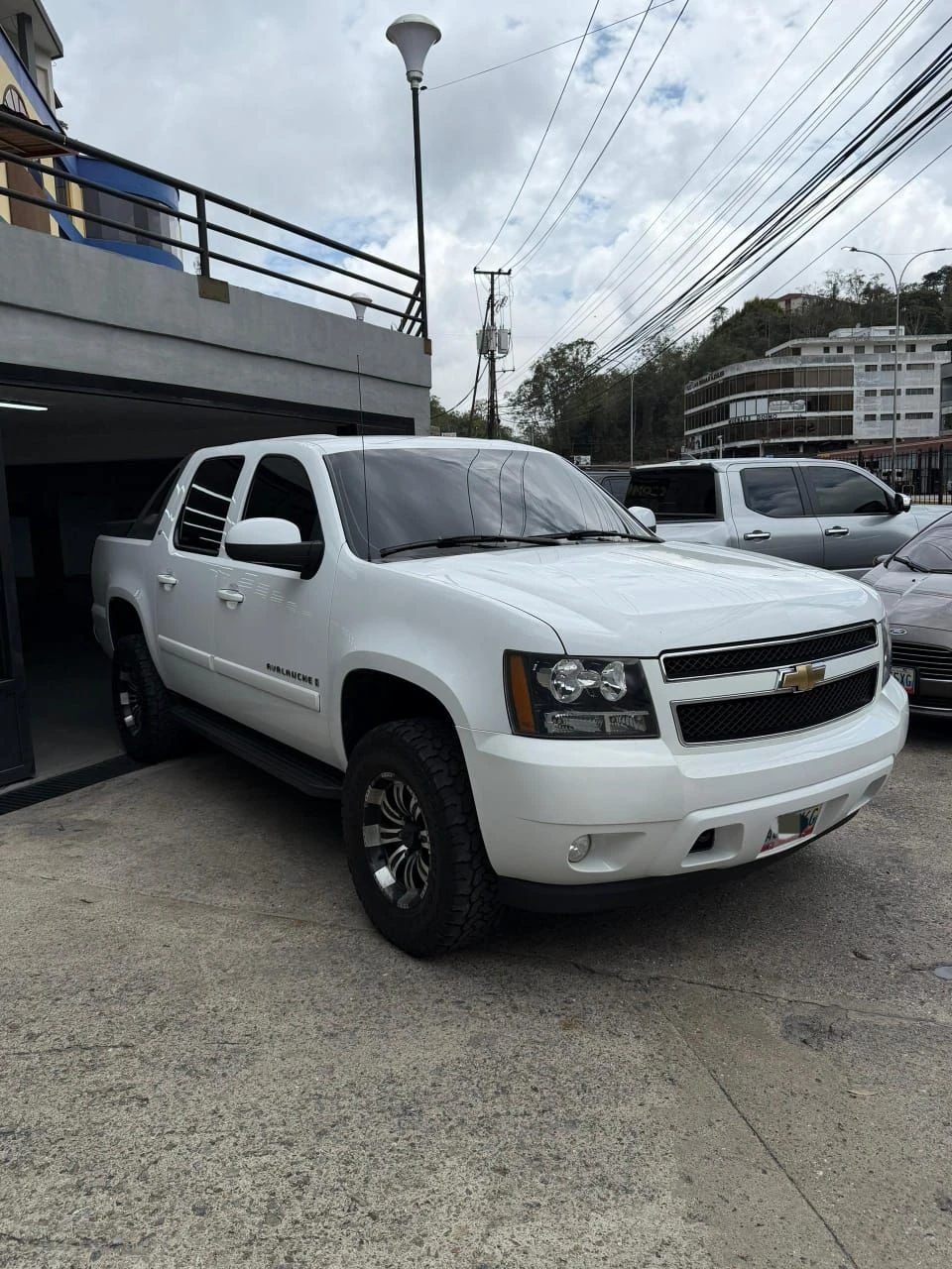 2007 Chevrolet Avalanche — foto 2