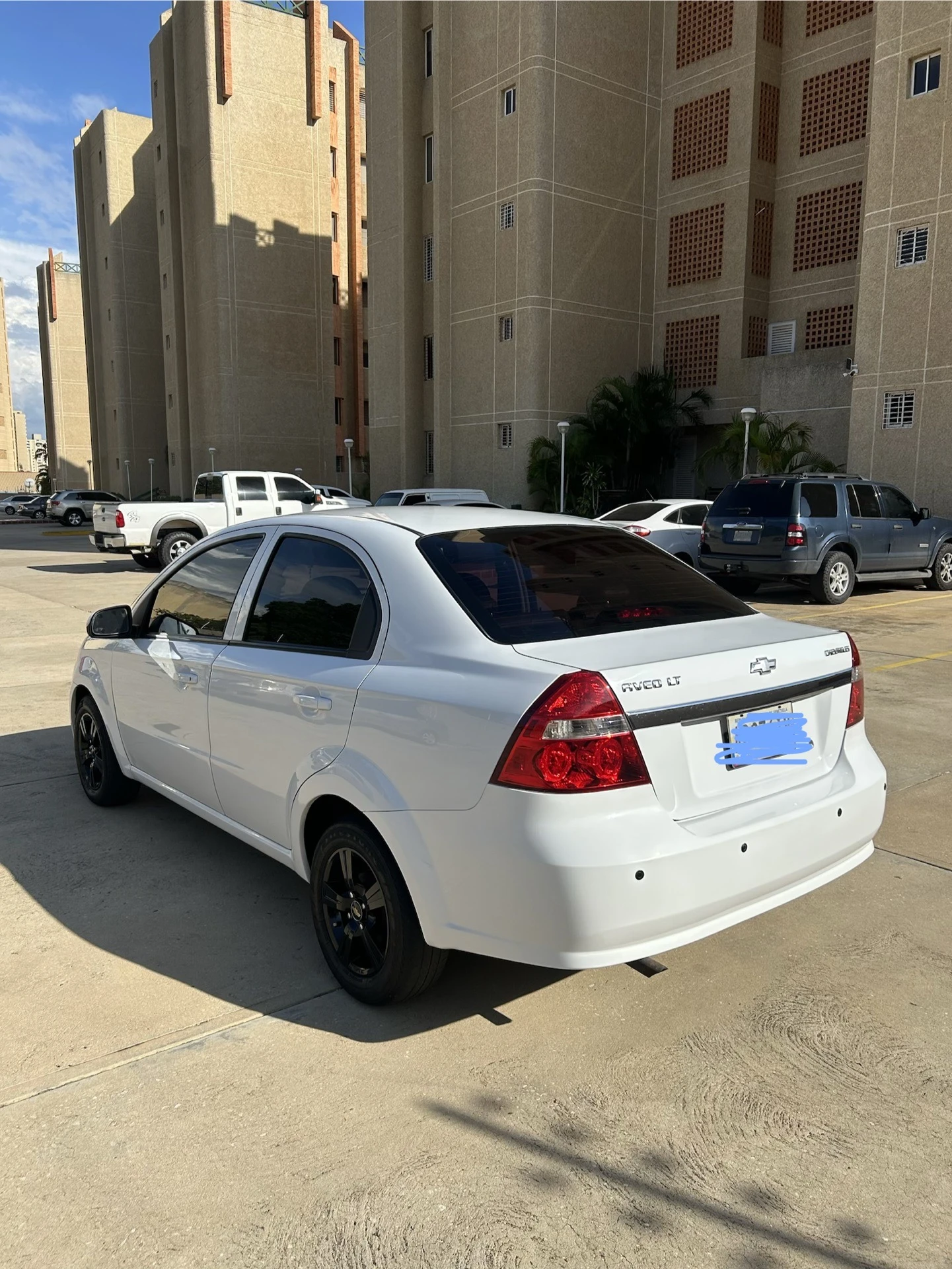 2012 Chevrolet Aveo Lt — foto 4