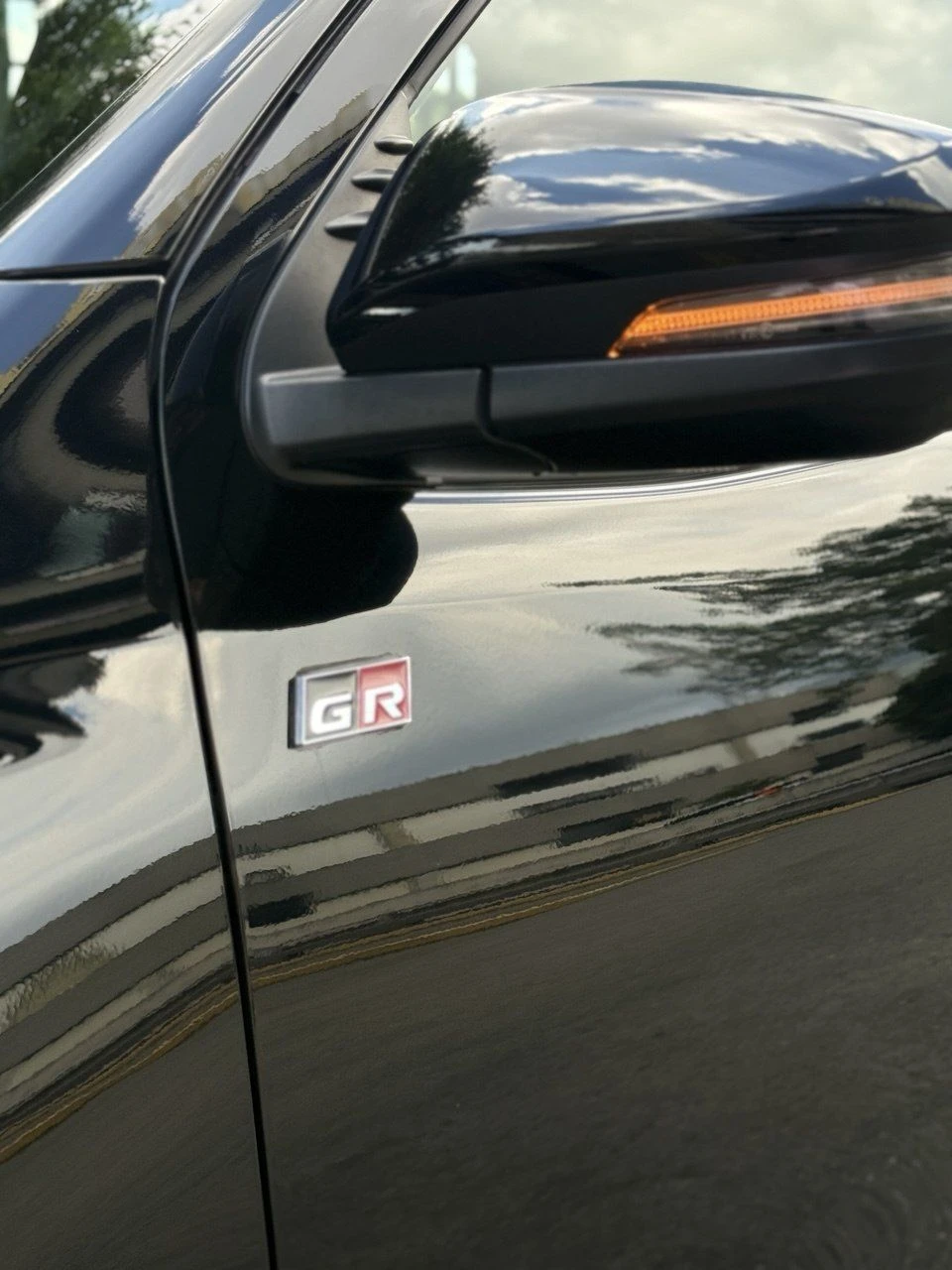 2026 Toyota Fortuner GR — foto 11