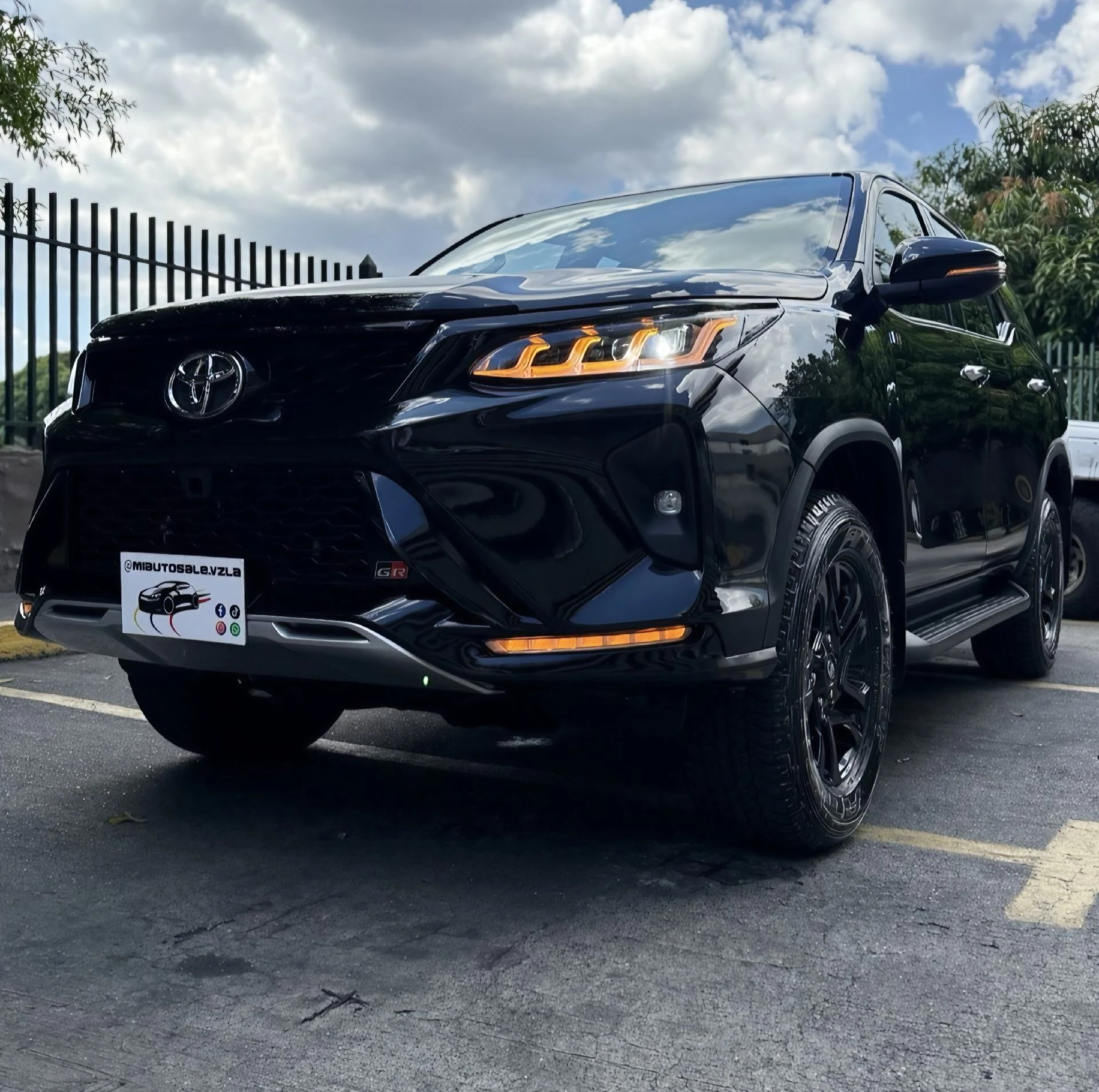 2026 Toyota Fortuner GR — foto 15