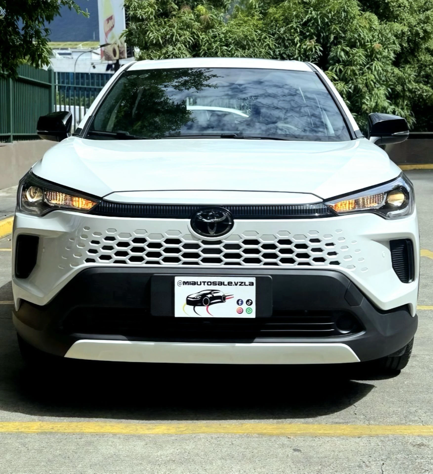 2026 Toyota Corolla Cross ELITE — foto 2