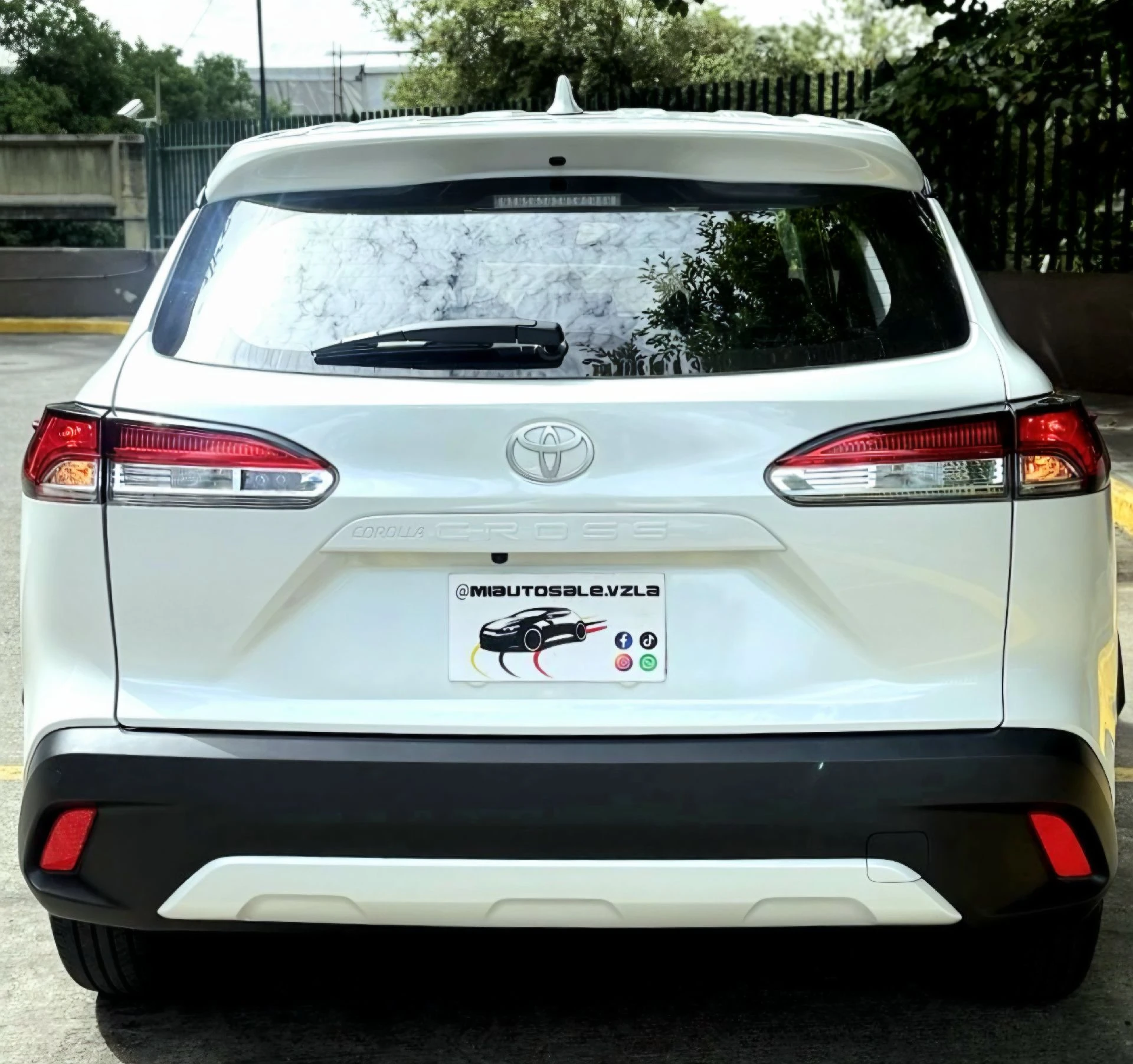 2026 Toyota Corolla Cross ELITE — foto 5