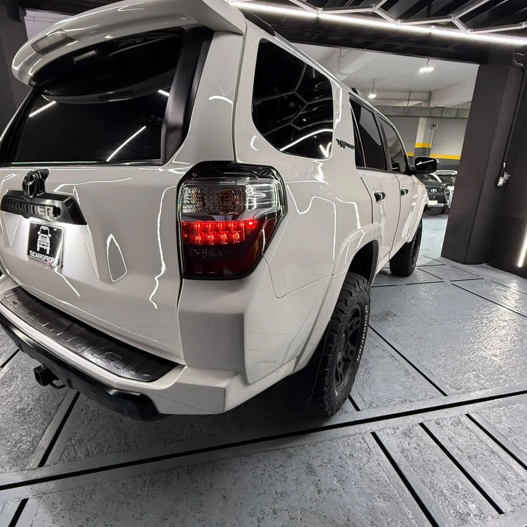 2015 Toyota 4Runner SR5 — foto 5