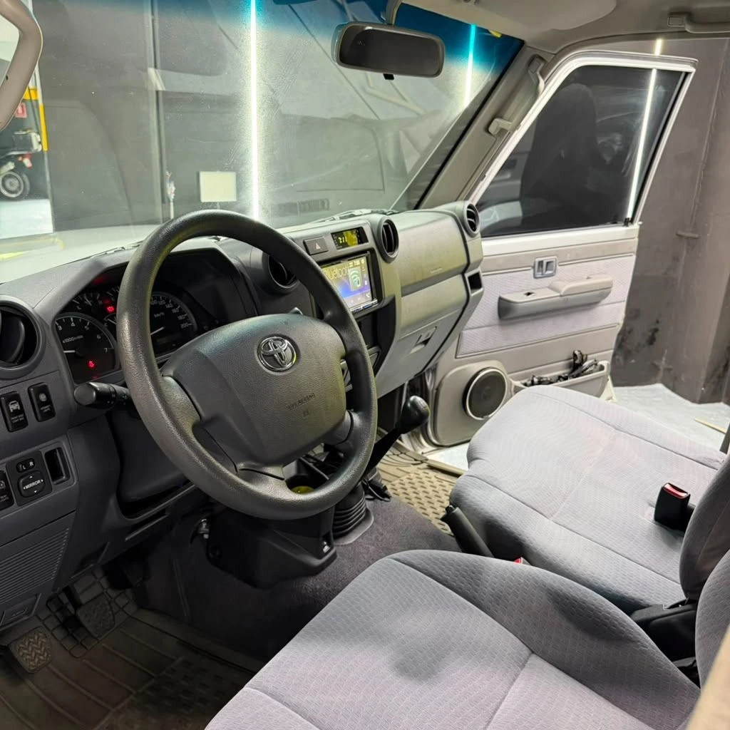 2018 Toyota Land Cruiser 76 Machito Dubai — foto 9