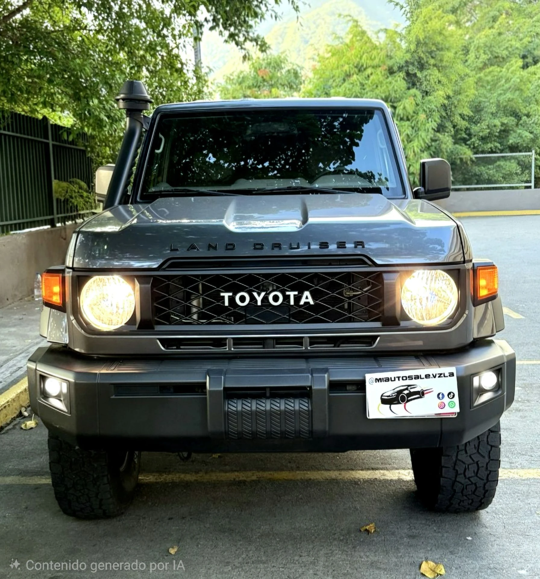 2024 Toyota Land Cruiser LX V6 — photo 2