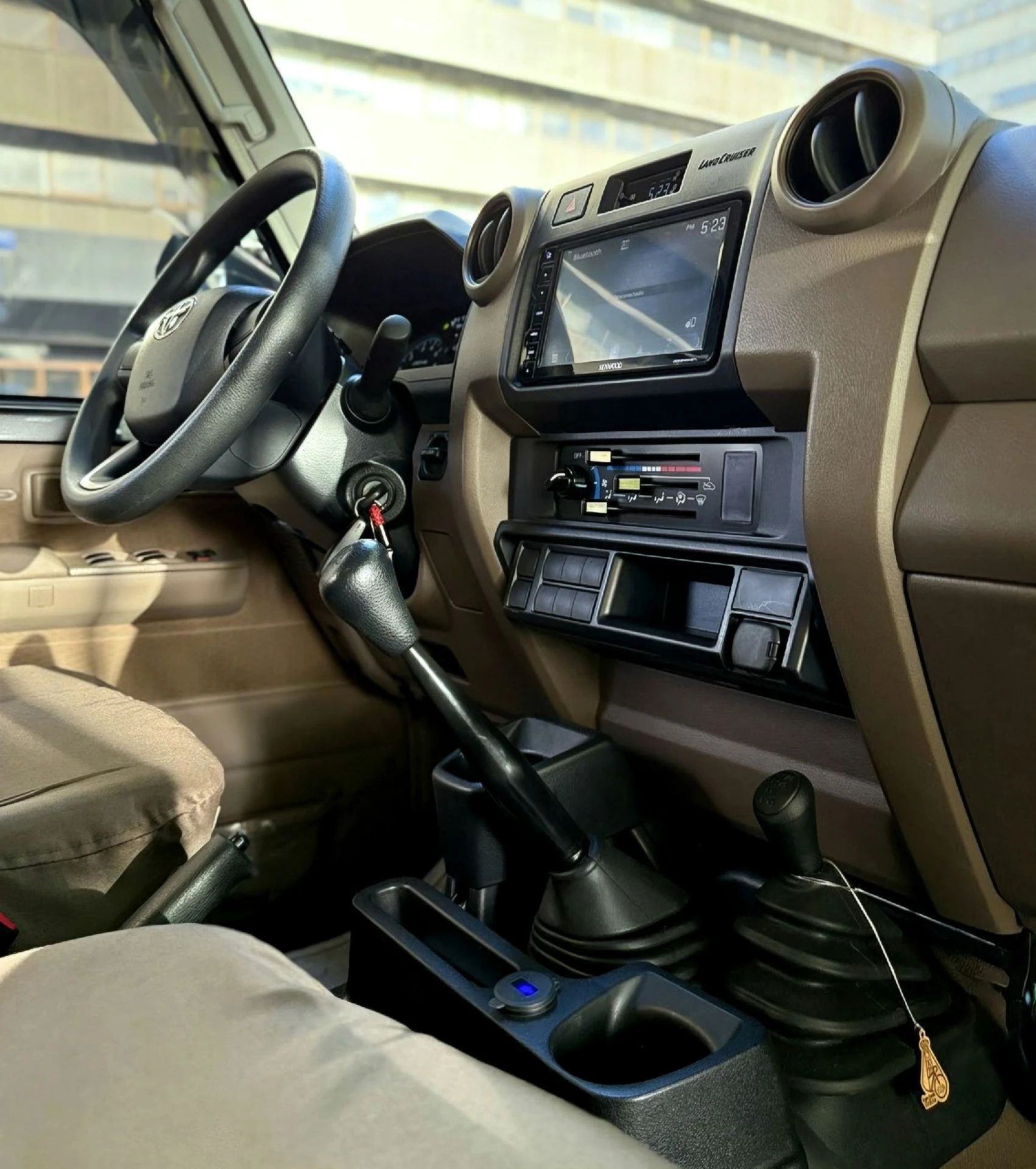 2024 Toyota Land Cruiser LX V6 — photo 20