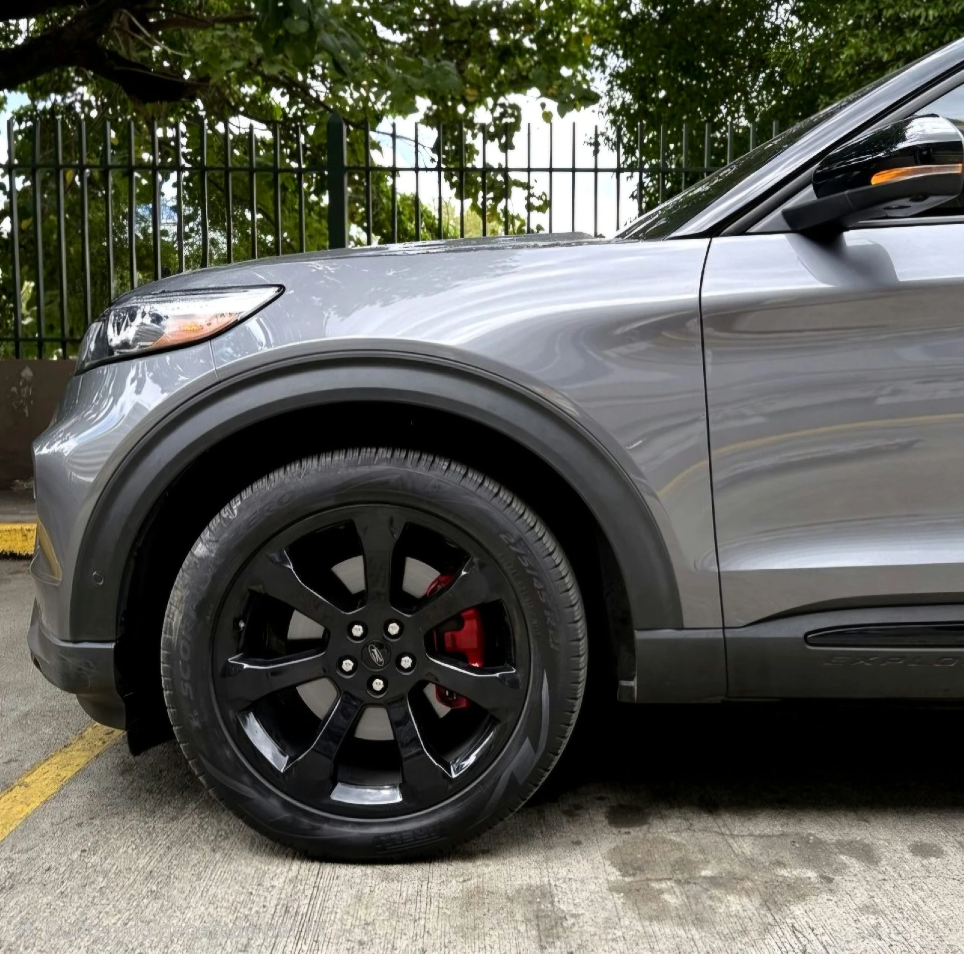 2022 Ford Explorer ST — foto 7