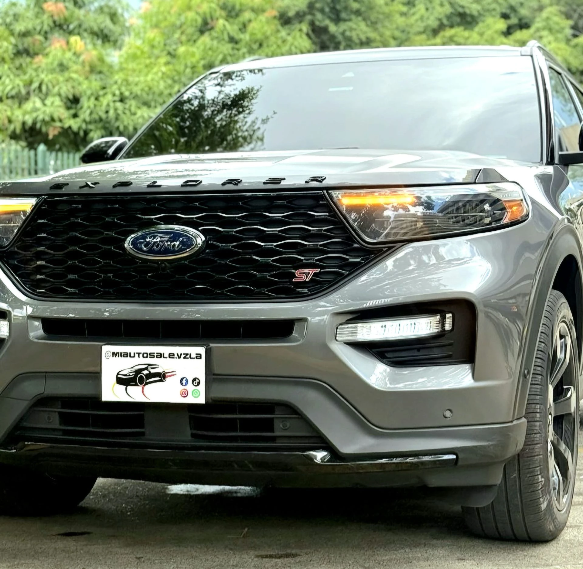 2022 Ford Explorer ST — foto 11