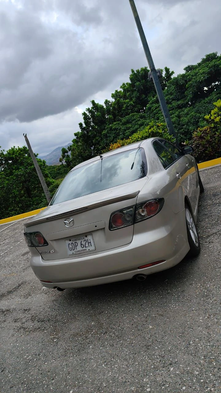 2007 Mazda Mazda3 Sedan — foto 12