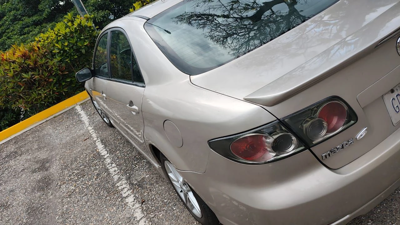 2007 Mazda Mazda3 Sedan — foto 14