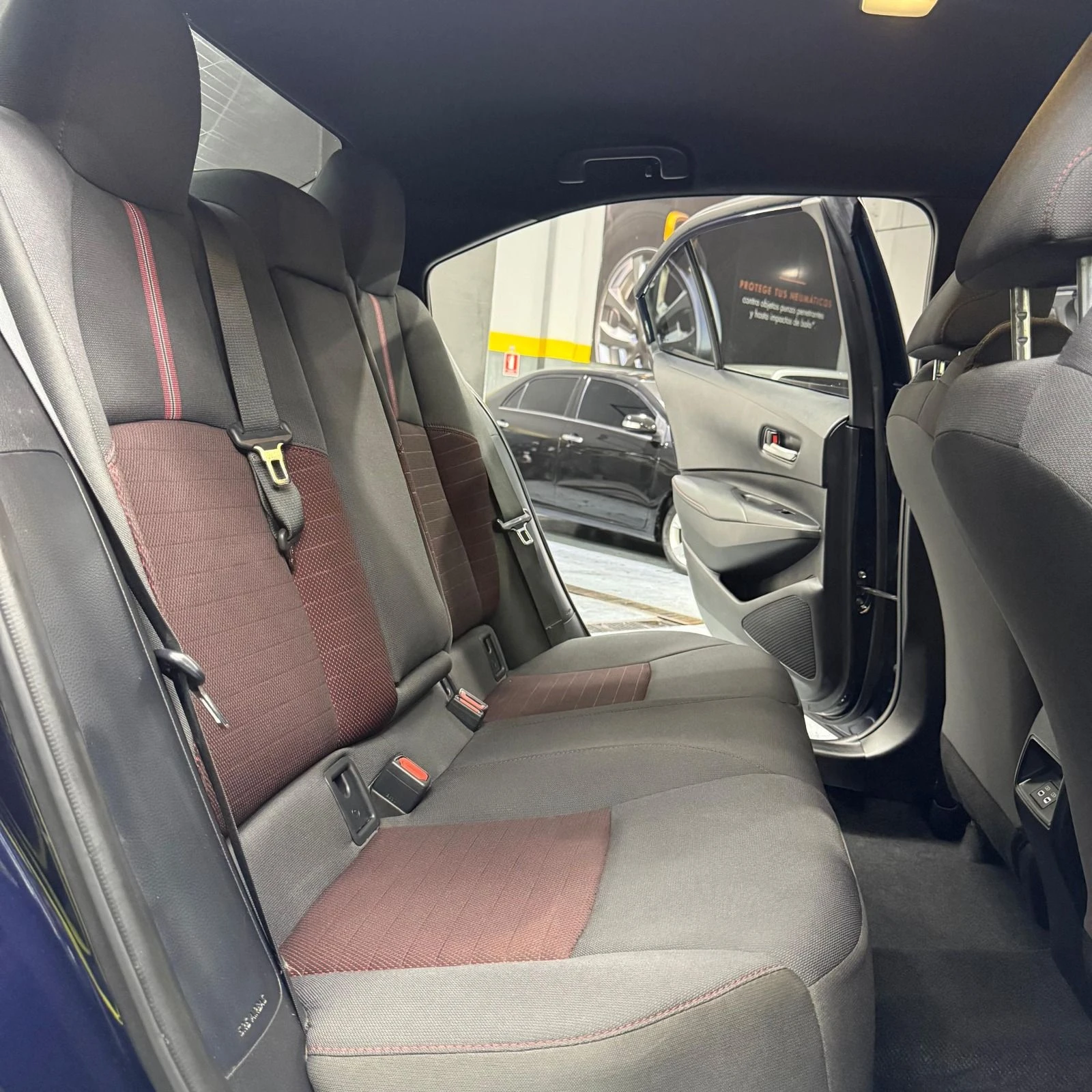 2024 Toyota Corolla SE — foto 13