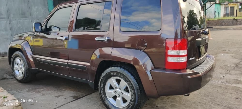2012 Jeep Cherokee Sport Kk — foto 2