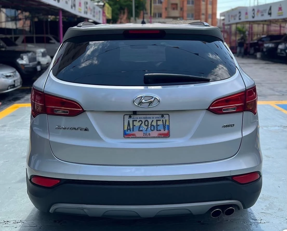 2014 Hyundai Santa Fe — foto 2