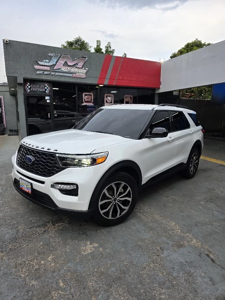 2020 Ford Explorer Xlt — foto 3