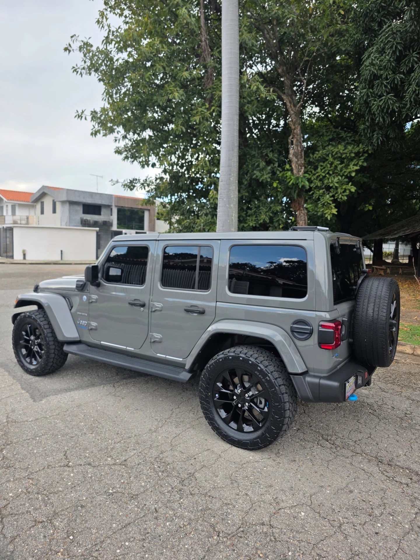2022 Jeep Sahara — foto 17