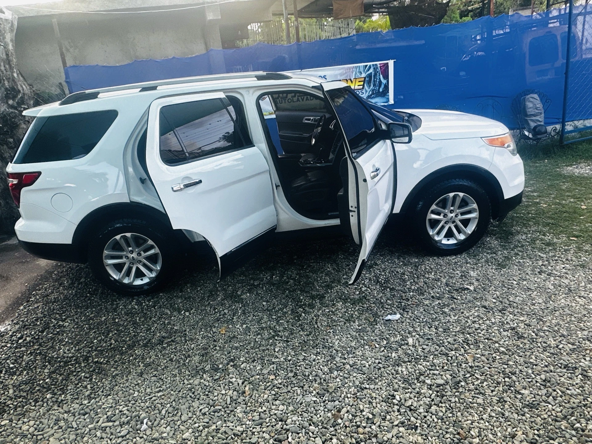 2013 Ford Explorer Limited — foto 3