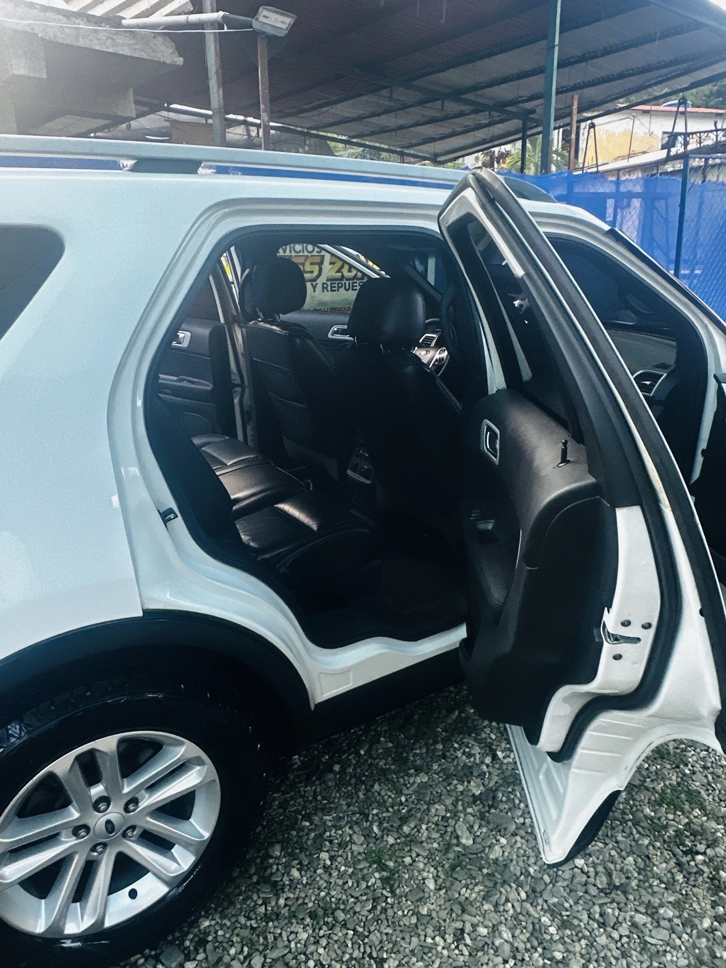 2013 Ford Explorer Limited — foto 5