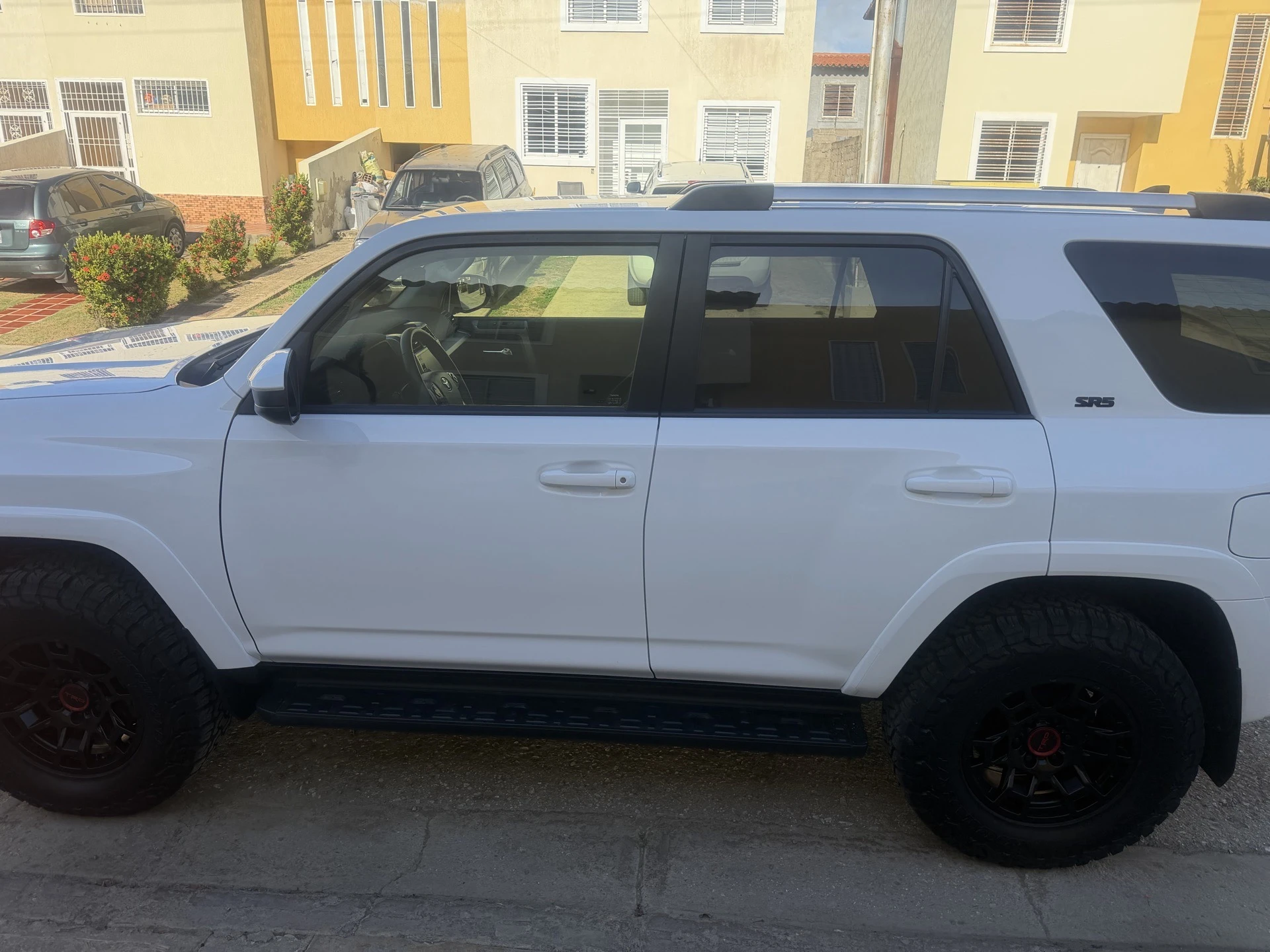 2024 Toyota 4Runner SR5 — foto 3