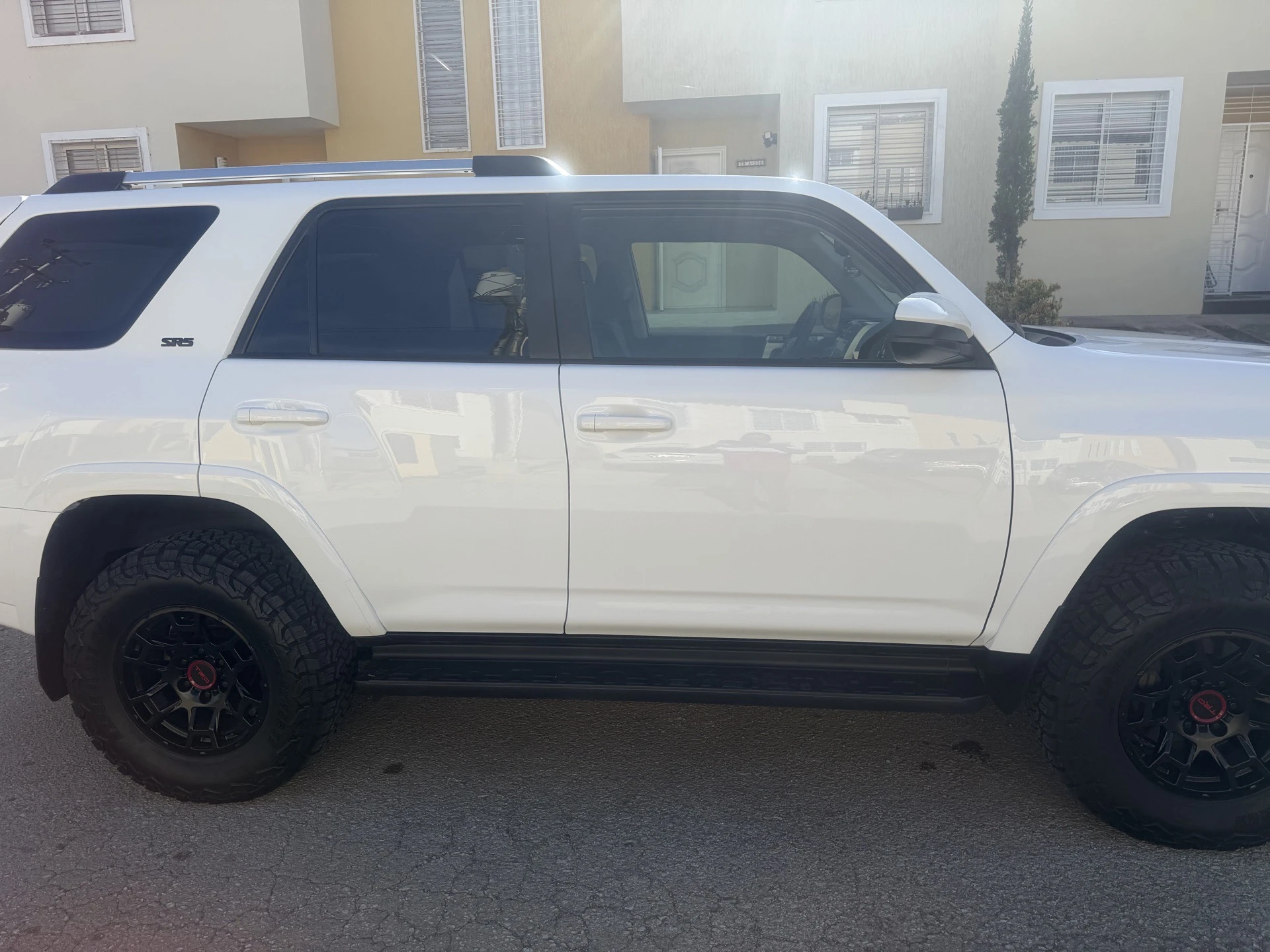 2024 Toyota 4Runner SR5 — foto 4