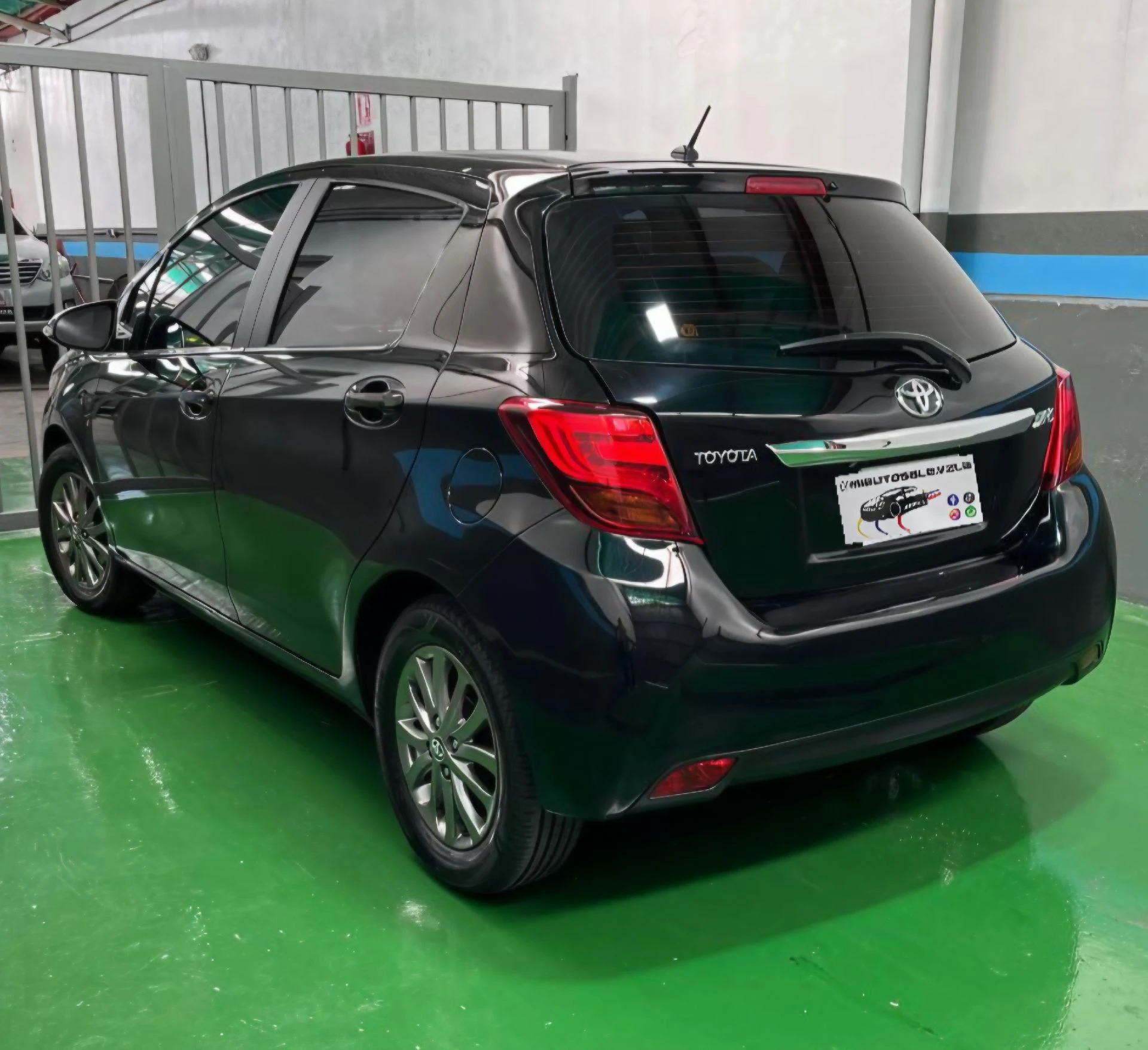 2016 Toyota Yaris 1.3 — foto 4