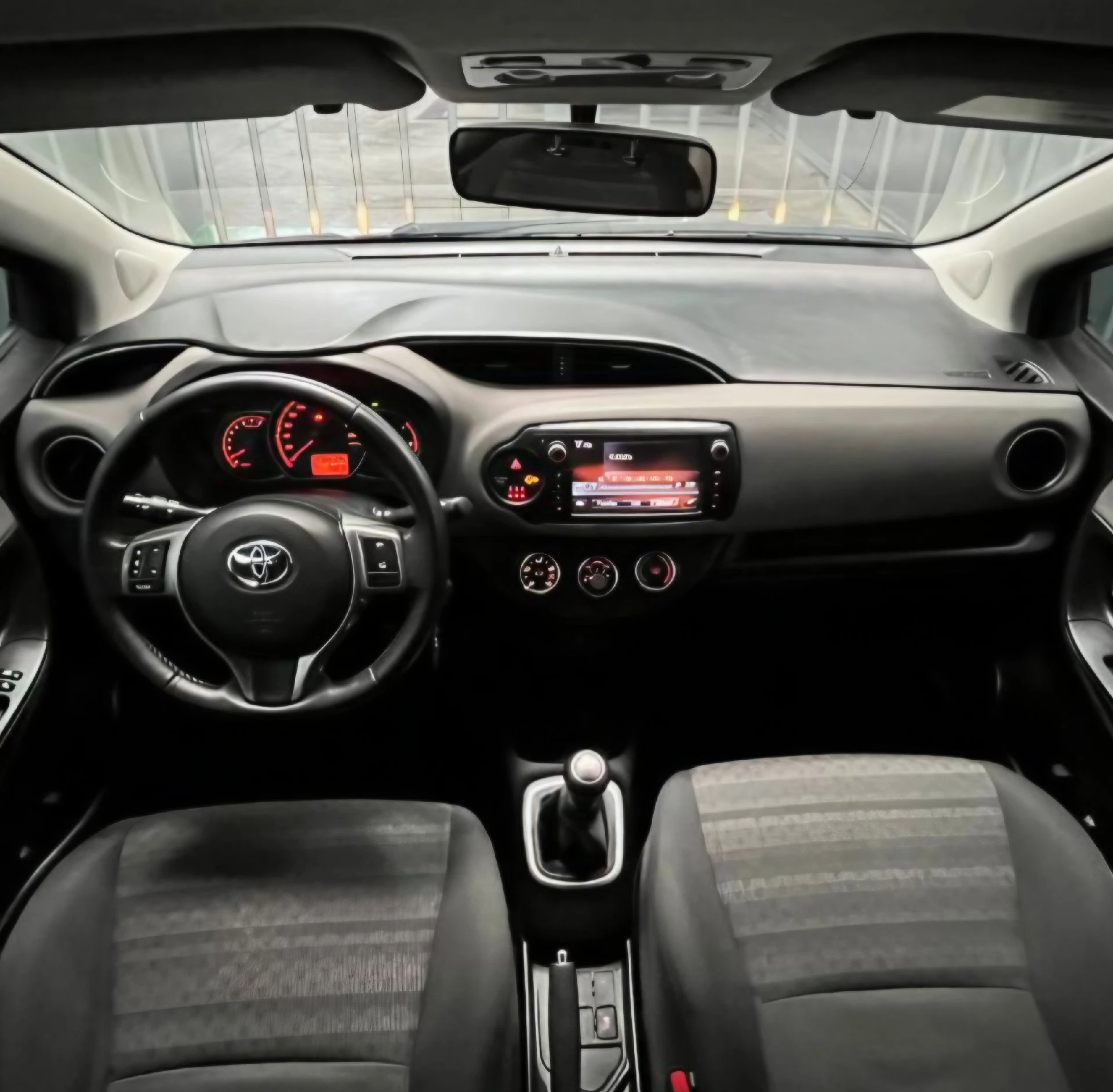 2016 Toyota Yaris 1.3 — foto 16