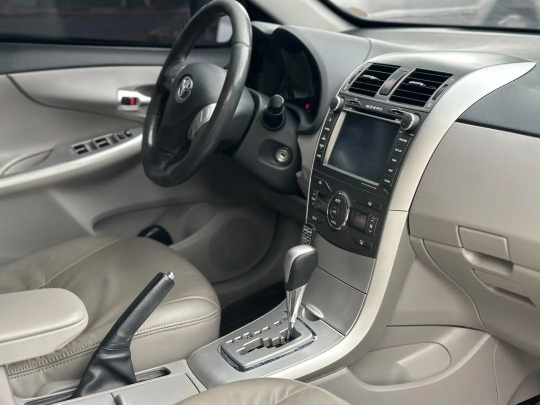 2013 Toyota Corolla Gil — foto 2
