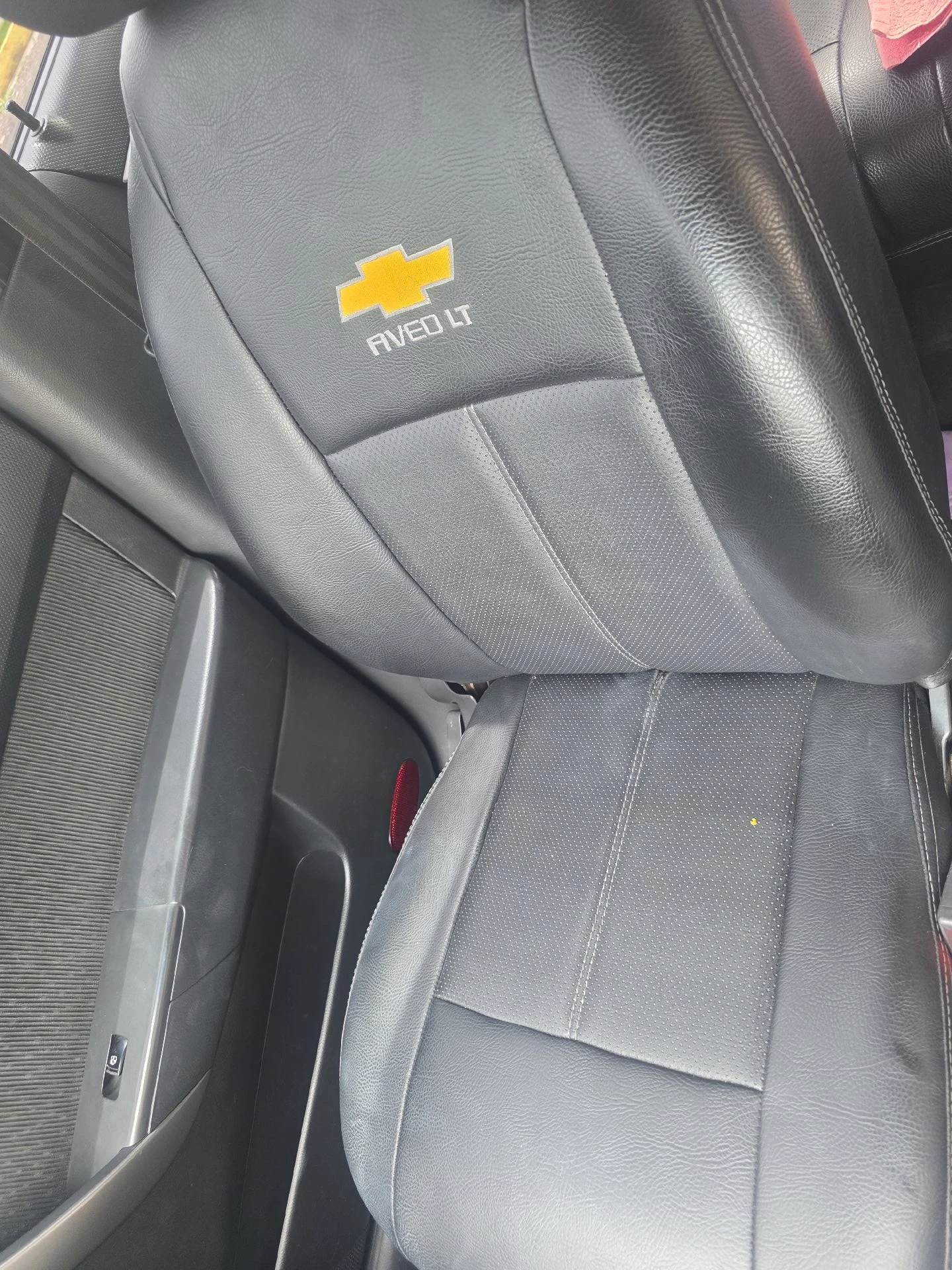 2012 Chevrolet Aveo Lt — foto 6