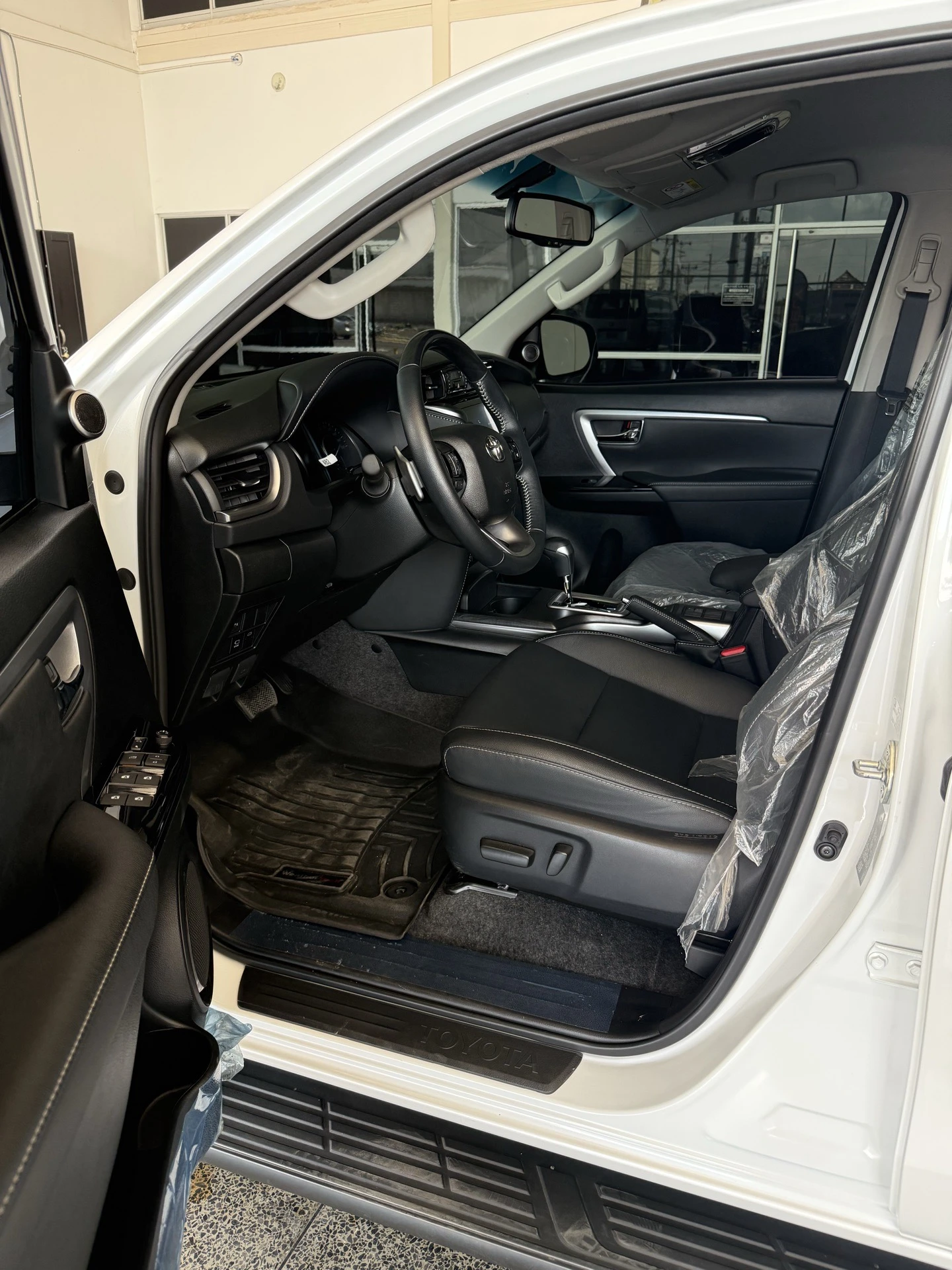 2025 Toyota Fortuner SW4/SRX — foto 6