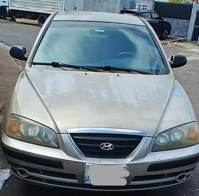 2010 Hyundai Elantra — foto 3