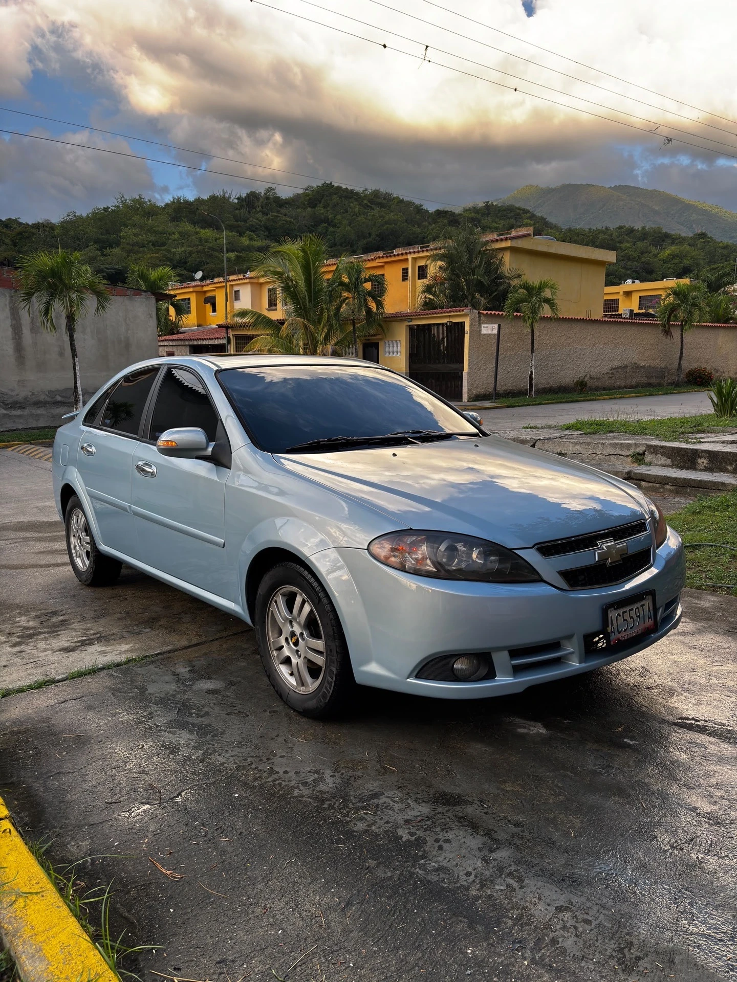 2011 Chevrolet Optra Advance — foto 8
