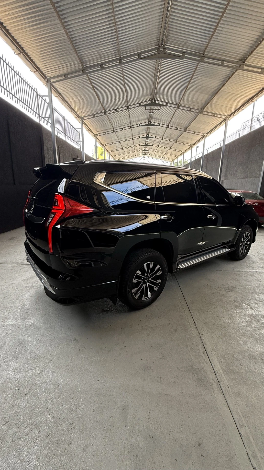 2023 Mitsubishi Montero Sport — foto 19