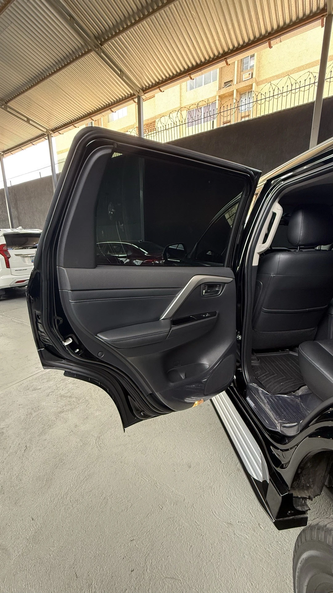 2023 Mitsubishi Montero Sport — foto 24