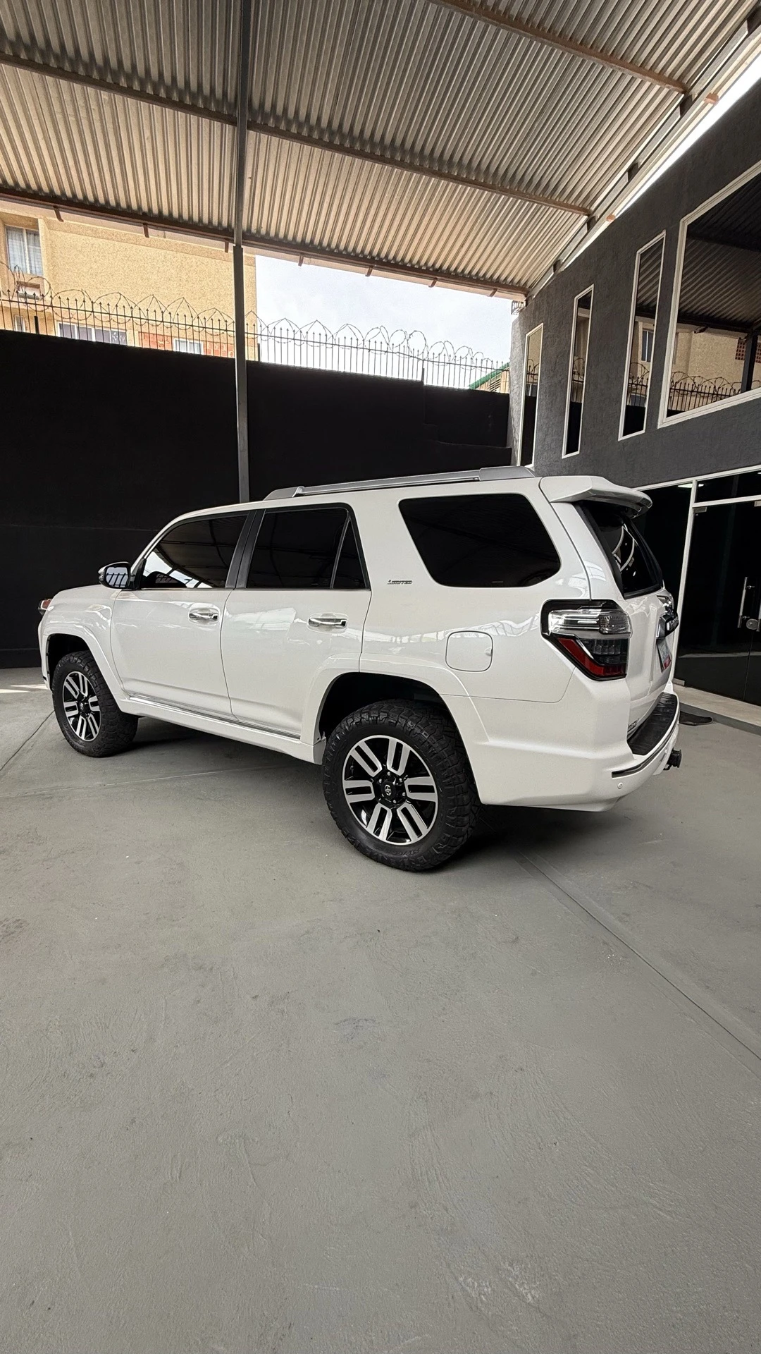 2015 Toyota 4Runner Limited — foto 6