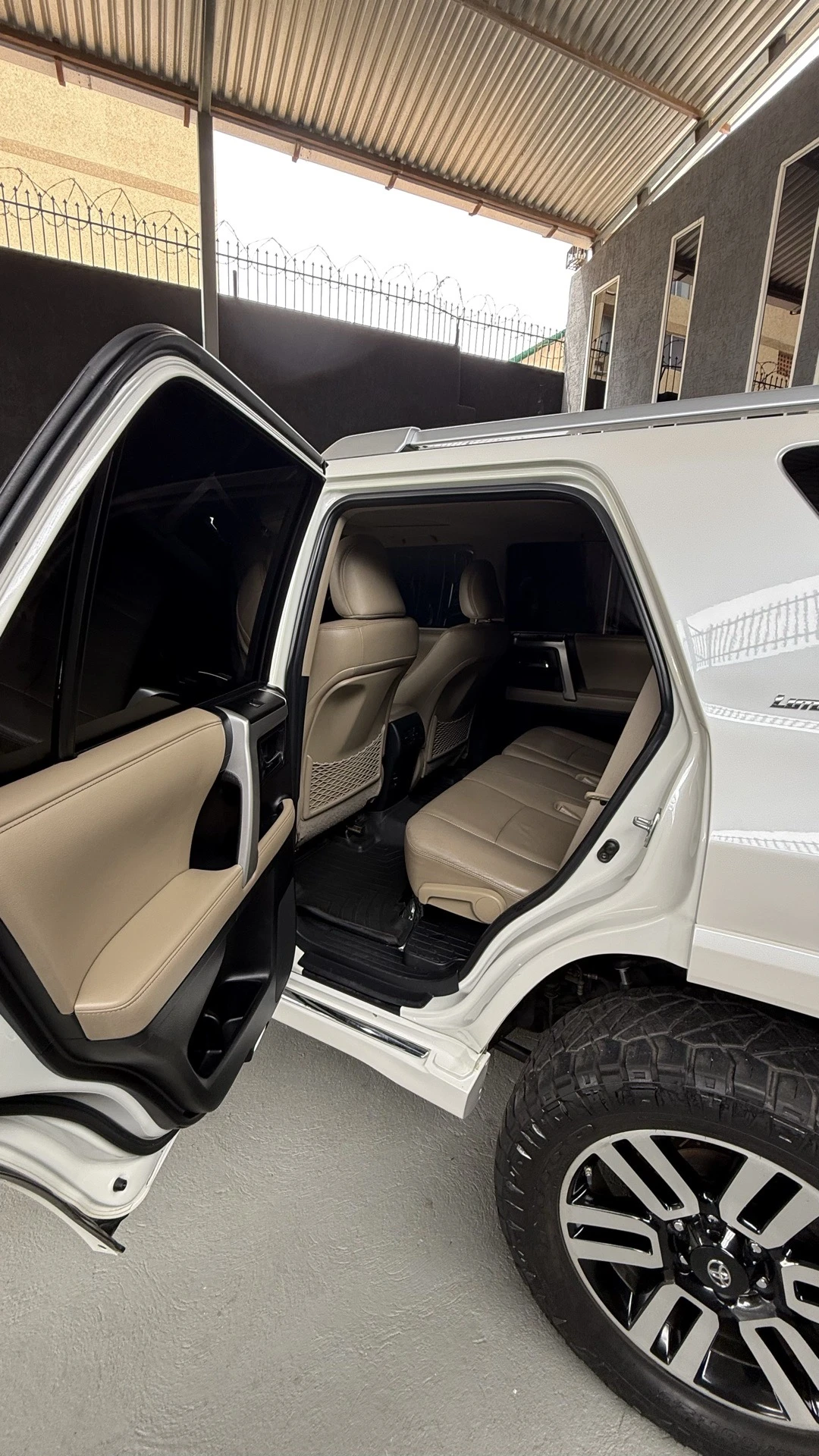 2015 Toyota 4Runner Limited — foto 9