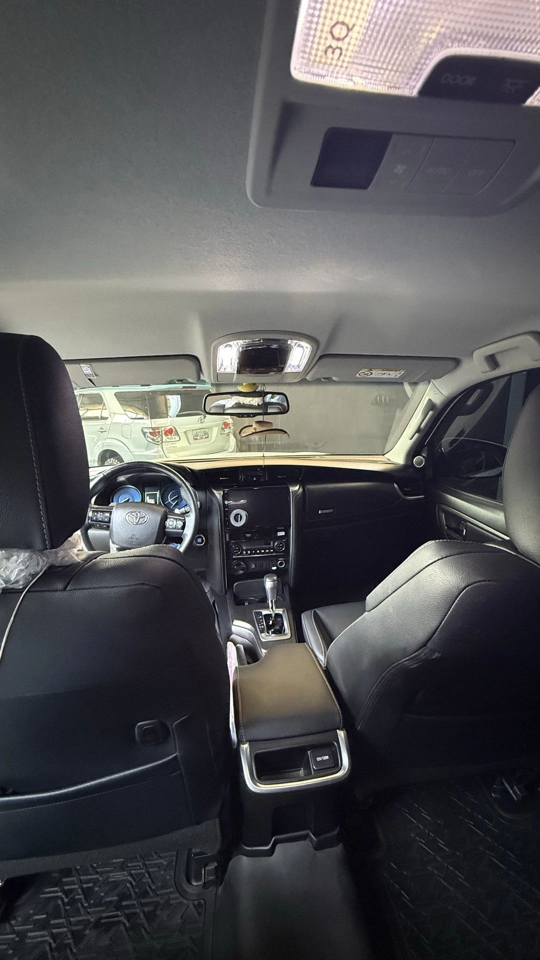 2025 Toyota Fortuner SW4 — foto 8