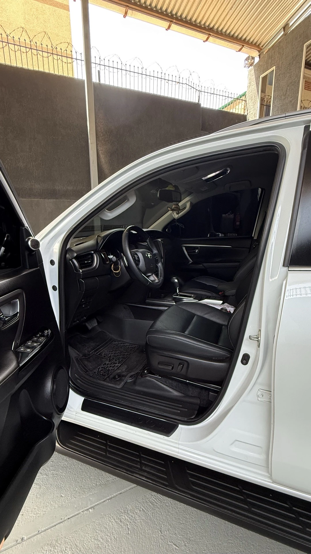 2025 Toyota Fortuner SW4 — foto 18