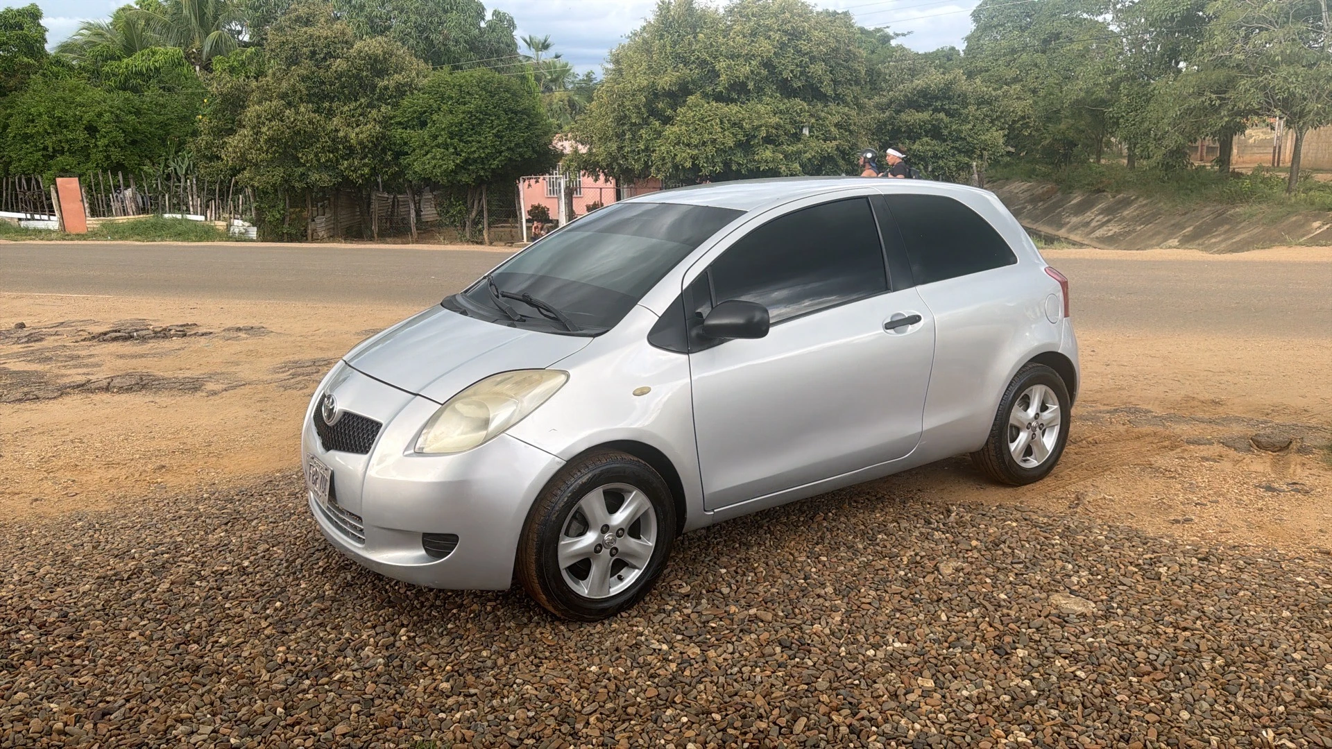 2007 Toyota Yaris Sport — foto 2