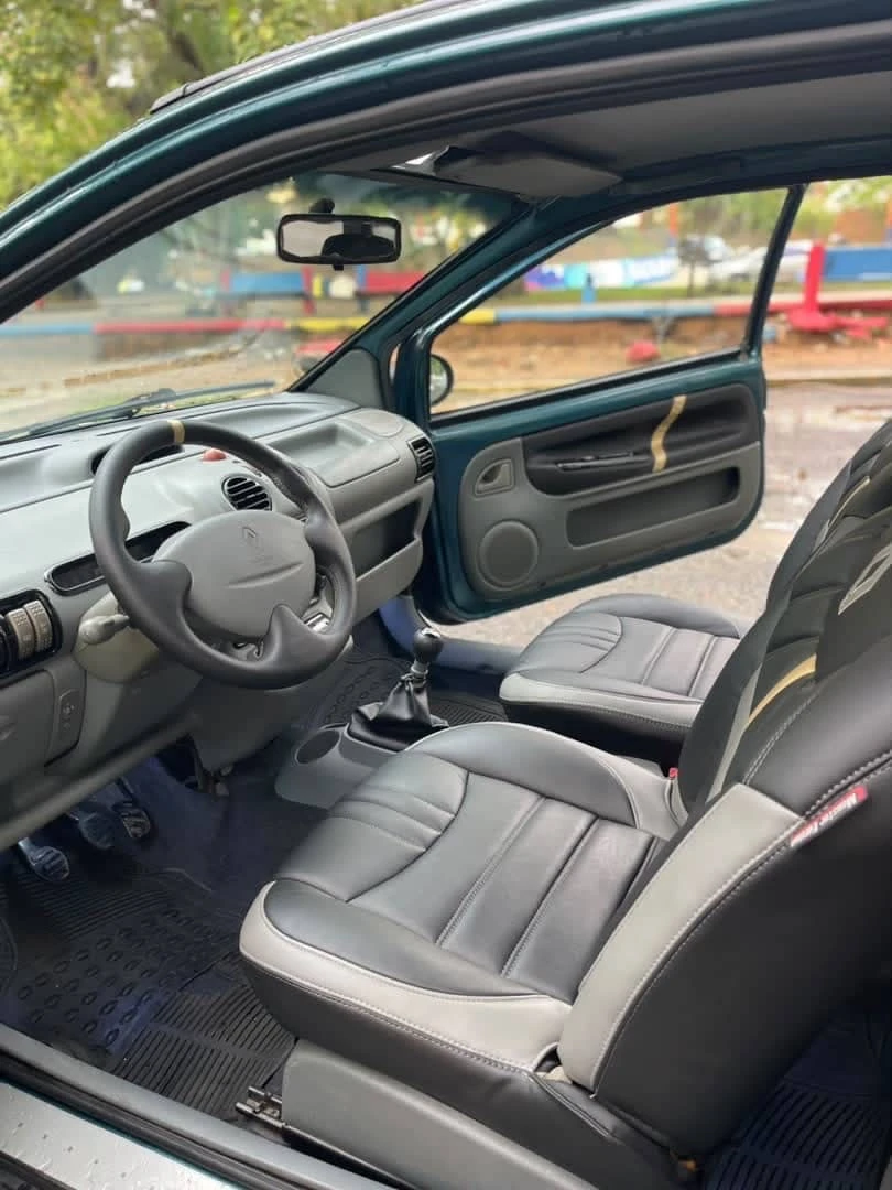 2007 Renault Twingo 16 válvulas — foto 3