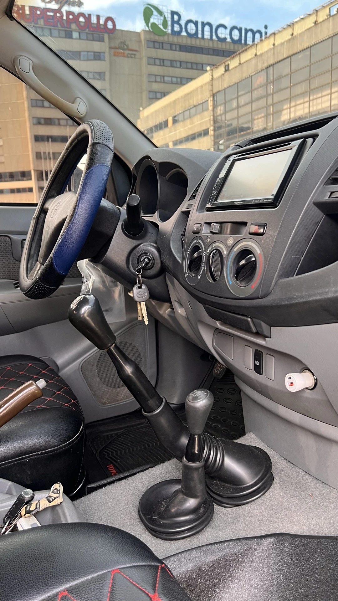 2010 Toyota Hilux 2.7 — foto 8