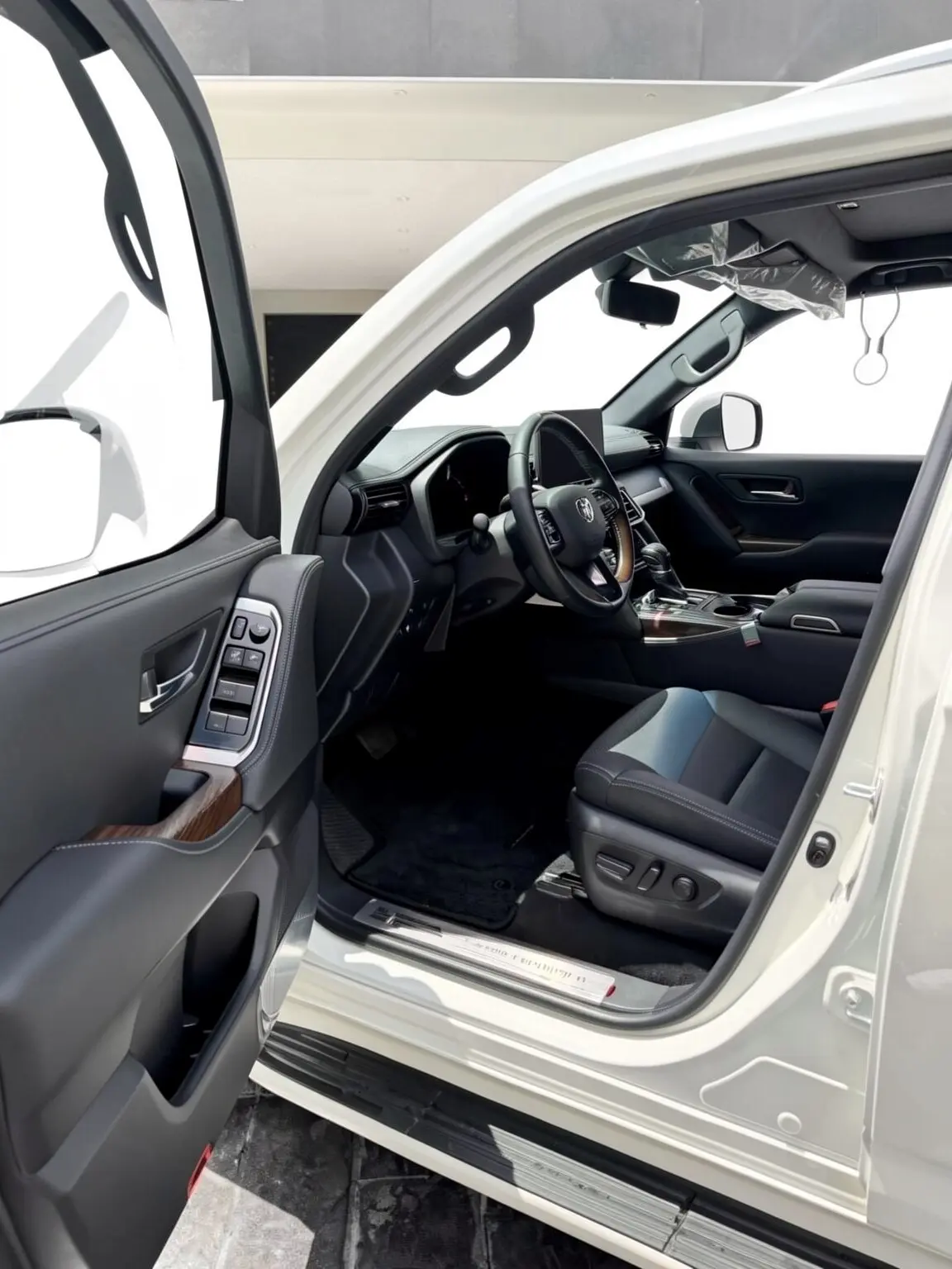 2026 Toyota Land Cruiser Lc300 vx — foto 5
